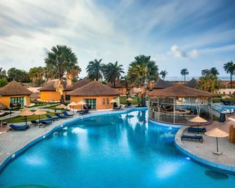 Bamboo village resort - קולולי - בריכה