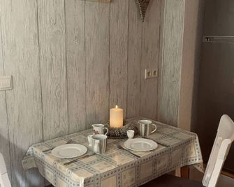 Ferienwohnung Am Hasenberg - Bad Doberan - Salle à manger