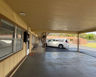 Budget Host Inn Ocala I-75 - Ocala