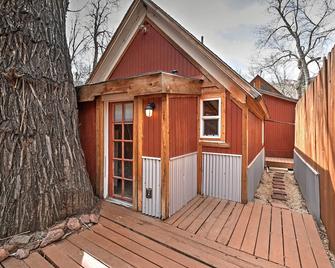 Creekside Cabin Walking Distance To Downtown Manitou Springs Lic#9244 - Manitou Springs - Venkovní prostory