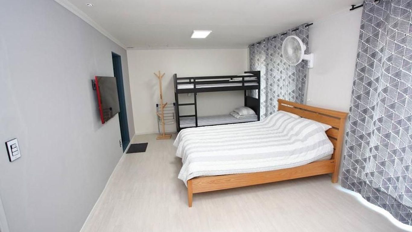 The Great Guest Guesthouse