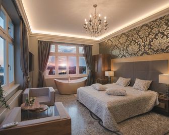 Arena & Seaview Luxurious Residence - Pula - Slaapkamer