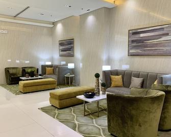 Chillax7 at 101 Newport Blvd near Manila airports w/ pool+Wi-Fi+Netflix - Pasay - Area lounge