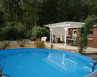 4 Sterne Ferienhaus 'Vorwerk' - Bremervörde - Pool