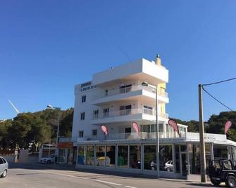 Perla Seven Apartments and Rooms - El Arenal (Mallorca) - Edificio