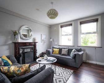Doorly Park - Sligo - Living room