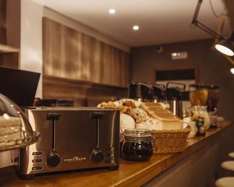 Eco Hostel - Catania - Buffet