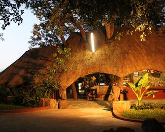 Pamusha Lodge - Victoria Falls - Bygning