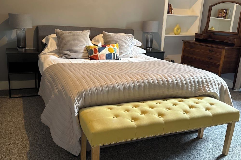 DS Study or Visit - Dundee - Bedroom