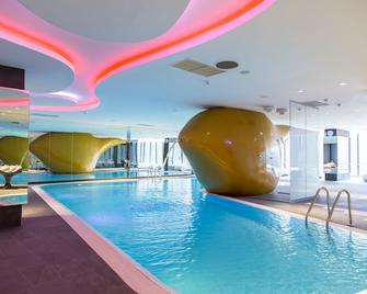 Swissôtel Sarajevo - סרייבו - בריכה