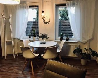 Ferienwohnung Willi I - Spremberg - Essbereich