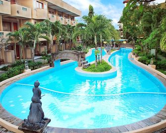 Melasti Beach Resort & Spa Legian - Kuta - Pool