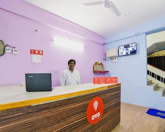 Hotel O Radika Residency - Warangal - Front desk