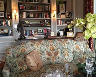 Burke Mansion - מייקון - טרקלין