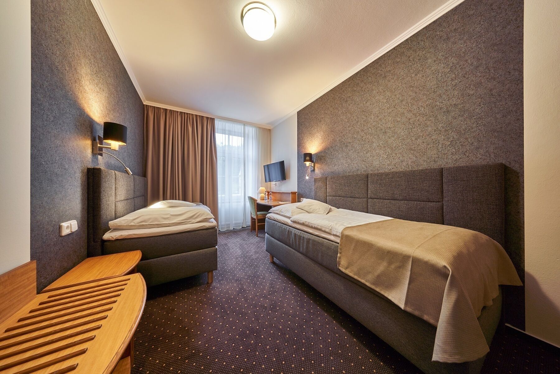 Hotel Adam Trutnov - Trutnov - Bedroom