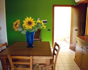 Villa Cipollazzo - Menfi - Sala pranzo