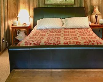 BunkHouse Retreat at Minto-Brown Island Salem Oregon - Salem - Quarto