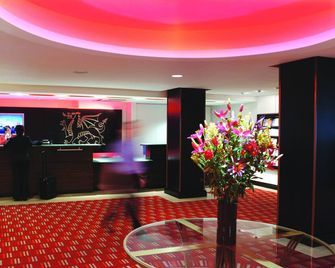 The Dragon Hotel - Swansea - Resepsjon