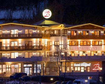 Hotel Berghof - Söll - Building