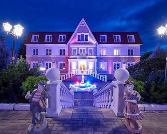 Hotel Moya Glinka - Samara - Building