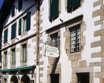 Hotel Arocena - Saint-Pée-sur-Nivelle - Budova