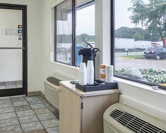 موتل 6 فريدريكسبرج، فرجينيا - نورث - فردريكسبورغ (فيرجينيا) - ردهة