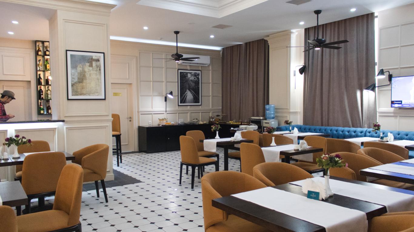 Madison Hotel