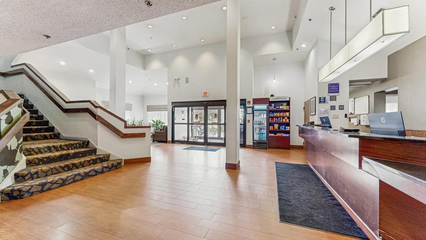 Sleep Inn & Suites Buffalo Airport