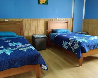 Hostal Kaiheke - Hanga Roa - Bedroom