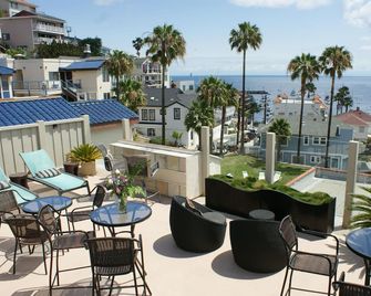 Aurora Hotel - Avalon - Balcon
