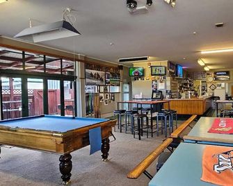 Whitehorse Inn - פאלמרסטון נורת' - מסעדה