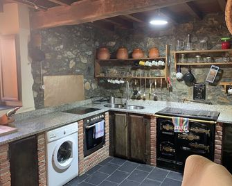 El Pajar de Ondina 179 - Cudillero - Kitchen