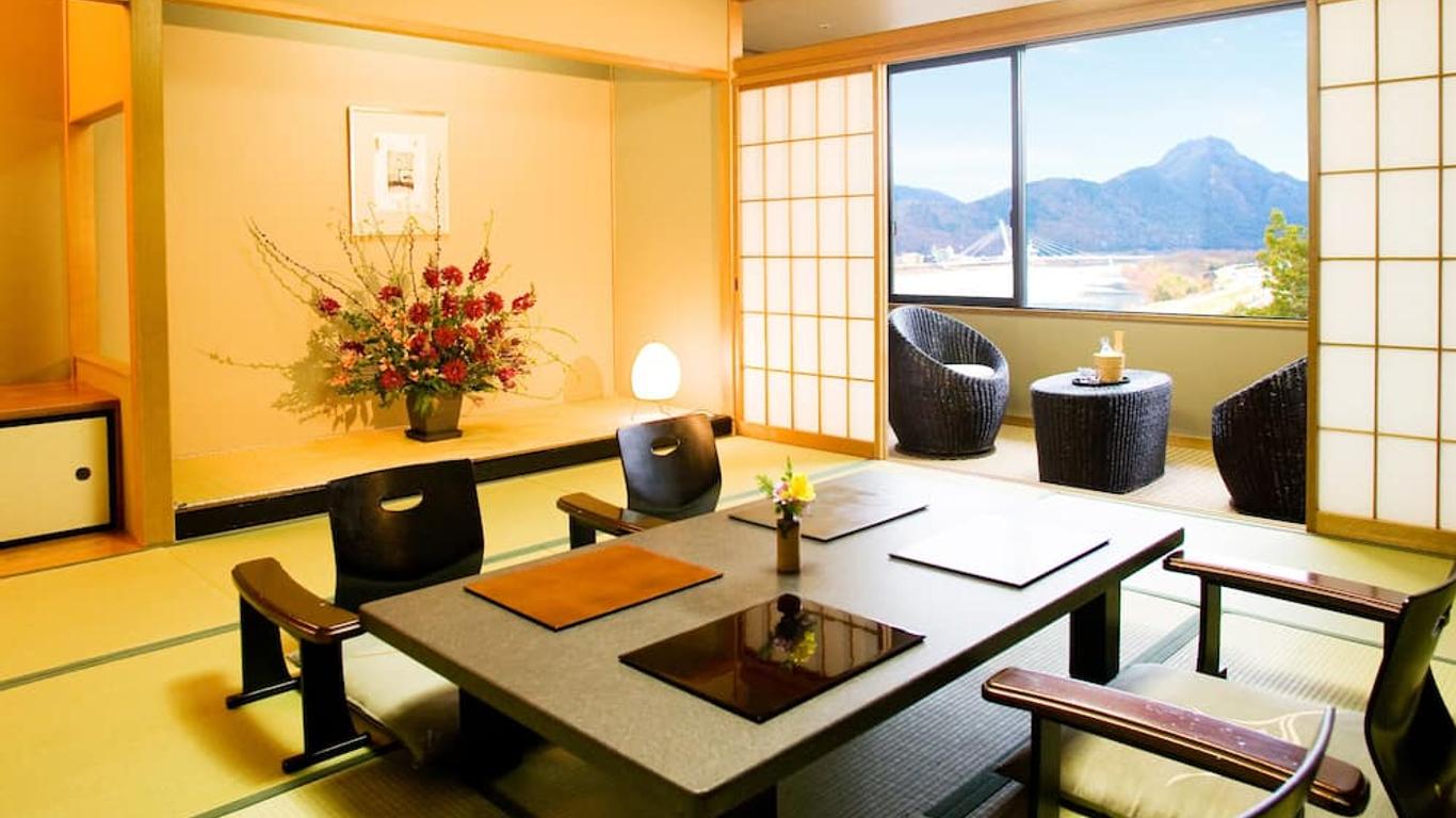 Nagaragawa Seiryu Hotel