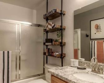Civano Uptown Contemporary - Tanque Verde