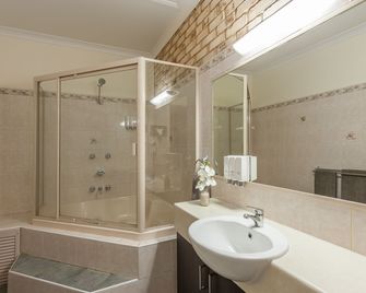 Highlander Motor Inn & Apartments - Toowoomba - Kylpyhuone