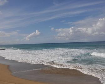 Luxury 3-Bedroom Condo on a Sandy Beach with Pool and Jacuzzi - Sosúa - Strand