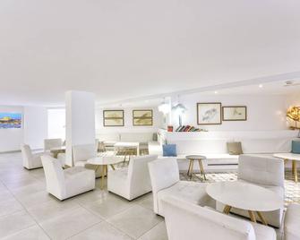 FERGUS Style Cala Blanca Suites - Santa Ponsa - Baari