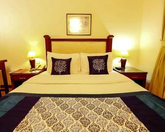 Mermaid Hotel - Kochi - Bedroom
