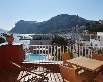 Palatium Mari - Capri - Balkong