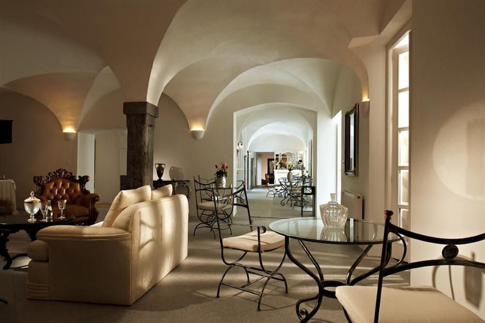 Antiq Palace - Historic Hotels of Europe - Ljubljana - Reception