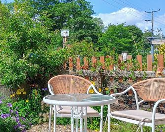 2 bedroom accommodation in Stanhope, near Bishop Auckland - Stanhope - Patio