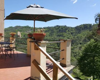 1 Rondine - Rural House Between Cinqueterre And Portofino - San Colombano Certénoli - Balkon