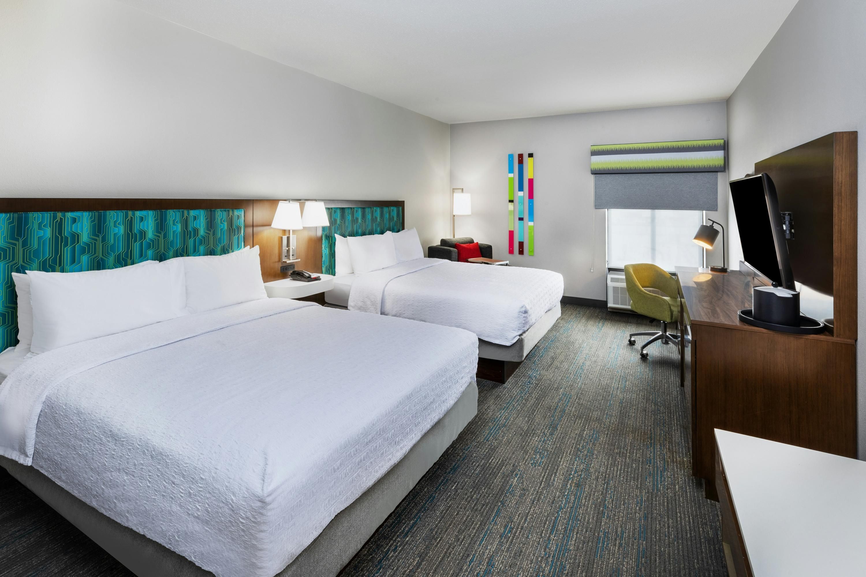 Hampton Inn & Suites Tulsa-Woodland Hills at 71st & Memorial - טולסה - חדר שינה