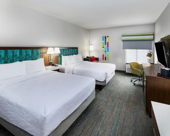 Hampton Inn & Suites Tulsa-Woodland Hills at 71st & Memorial - Tulsa - Soveværelse