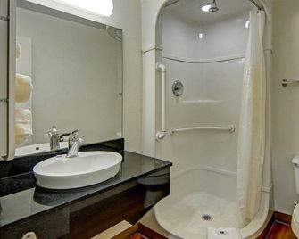 Motel 6 Longview, TX - לונגוויו