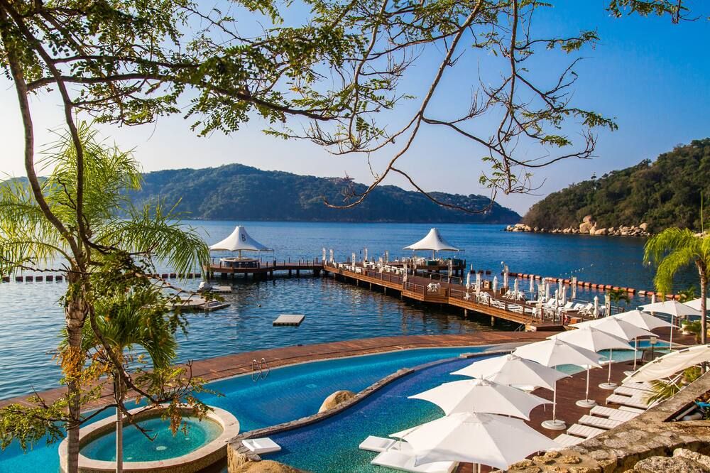 بي بيتشيلينجي أكابولكو - اكابولكو - حوض السباحة