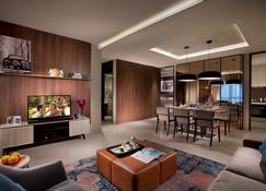 Ascott Waterplace Surabaya - Surabaya - Living room