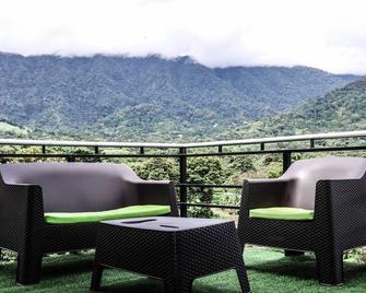 Villas Pura Vida - Ojochal - Balcón