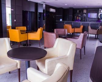 Paris Suites - Amuwo-Odofin - Lounge