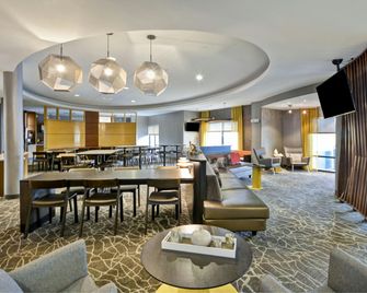 SpringHill Suites by Marriott Lexington Near the University of Kentucky - לקסינגטון - לובי